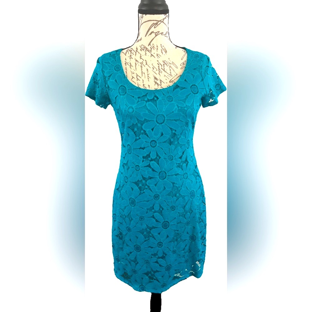 NWT Tiana B Teal Blue Daisy Floral Lace Cap Sleeve Sheath Dress Mini Size Small